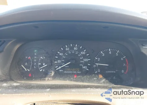 1999 Toyota Camry Le z USA, uszkodzony, nr VIN 4T1BG28K9XU593698